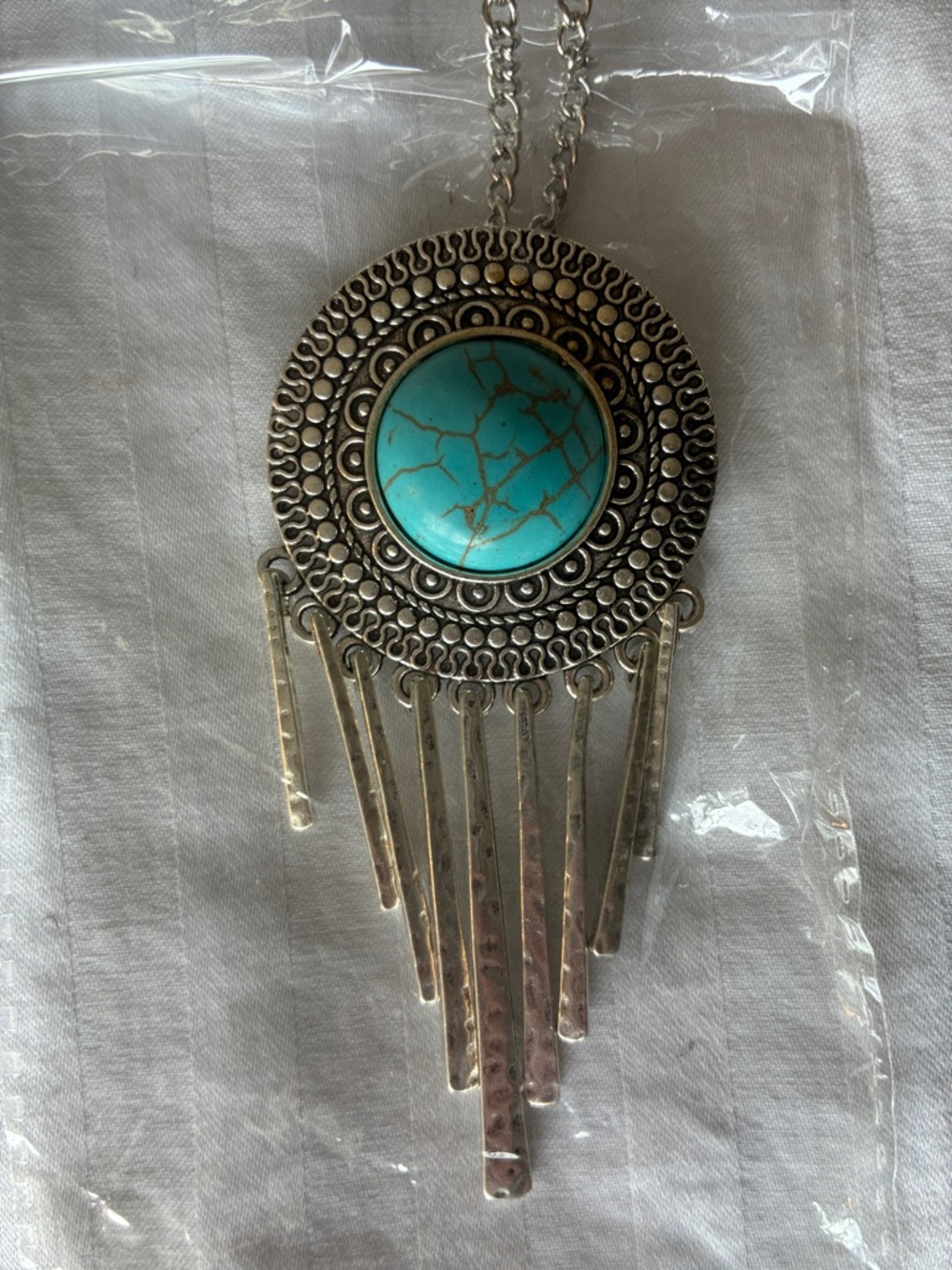 Turquoise costume jewelry - Picture 2 of 3